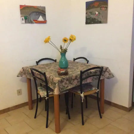 Serena Villa Messina