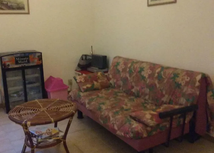 Serena Villa Messine